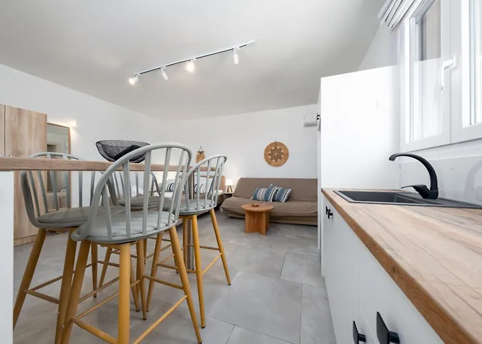 Blue View #2 Luxury Sea View Mini Shared Pool Daire *