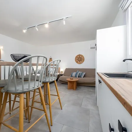 Blue View #2 With Mini Shared Pool Apartment *