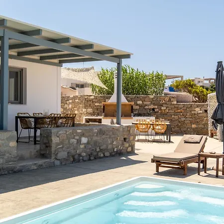 Apartment Blue View #2 With Shared Pool Parasporos